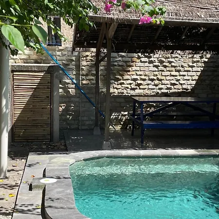 Elephant House And Bungalows Gili Air-2