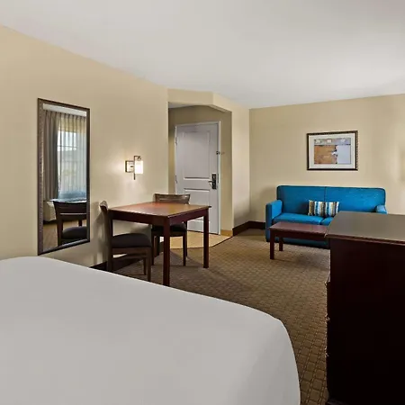 Mainstay Suites Houma-2