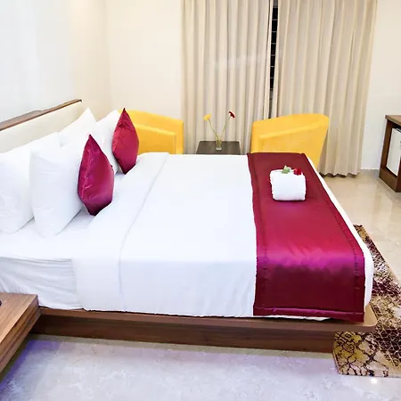 Villa Grand Hotel Near Kempegowda International Airport-3