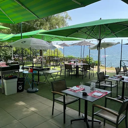 Hotel De La Plage A Gland-2
