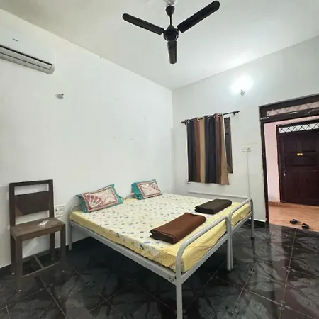 Albert'S Place Guest House-2