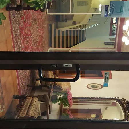 Hostal Residencia Catalina-3