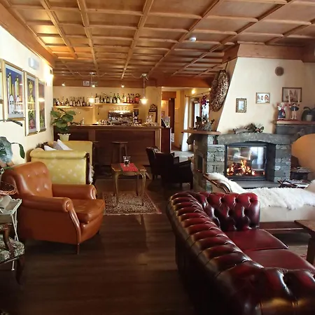 Le Rocher Hotel-3
