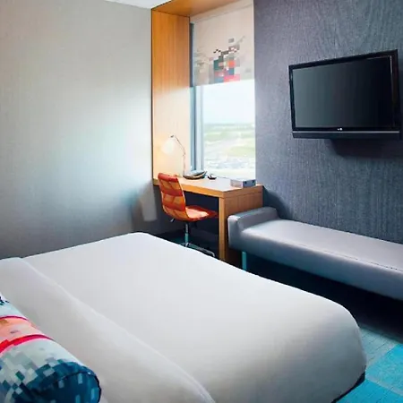 Aloft By Marriott Philadelphia Airport-3