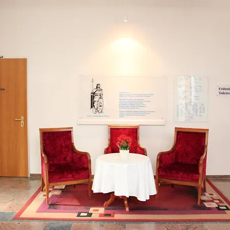 Hotel Ascania-3