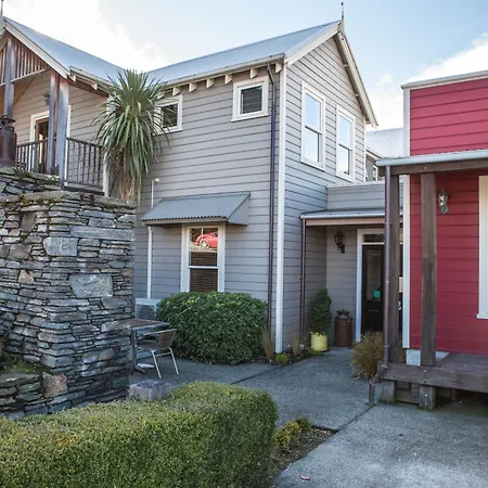 The Dairy Hotel Queenstown, A Naumi Chapter-3