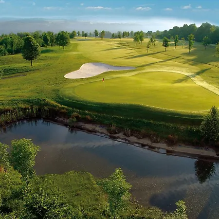 Gut Heckenhof Hotel&Golfresort an der Sieg GmbH&Co. KG-2