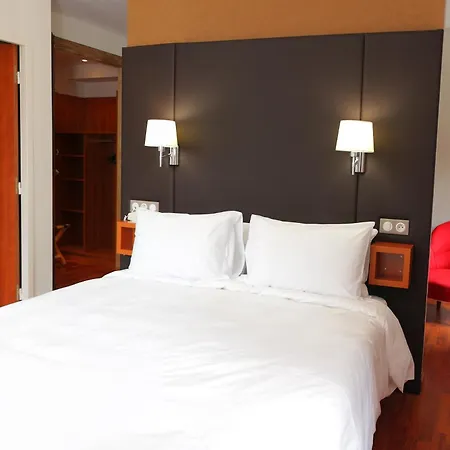 Logis Hotel La Breche De Roland-2