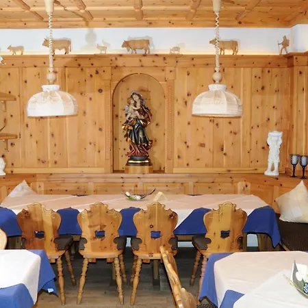 Hotel Schwarzes Ross-2