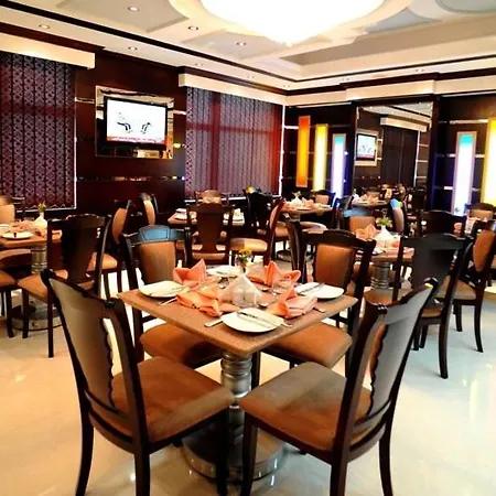 Al Jazeera Royal Hotel-2