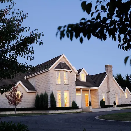 Montfort Manor-3