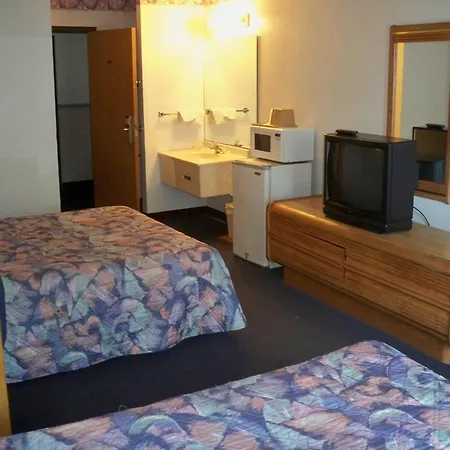 Economy Inn Wentzville-2