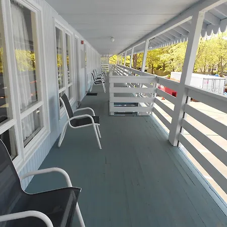 Cape Shore Inn-2