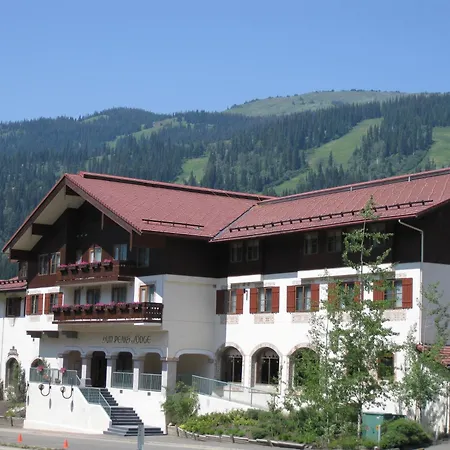Sun Peaks Lodge-3