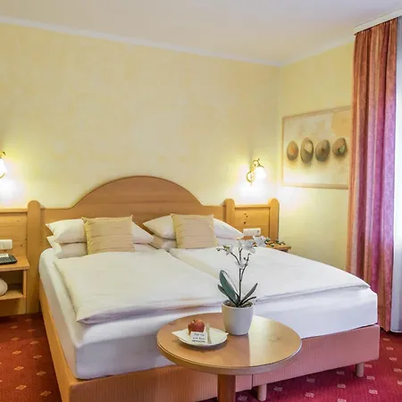 Hotel Holl-3