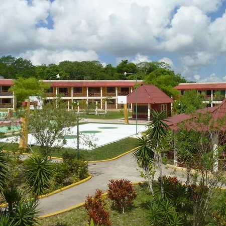 Hotel Debliz Xpujil-3
