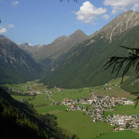 Hotel Alpenrose B&B Suites&Apartements-2