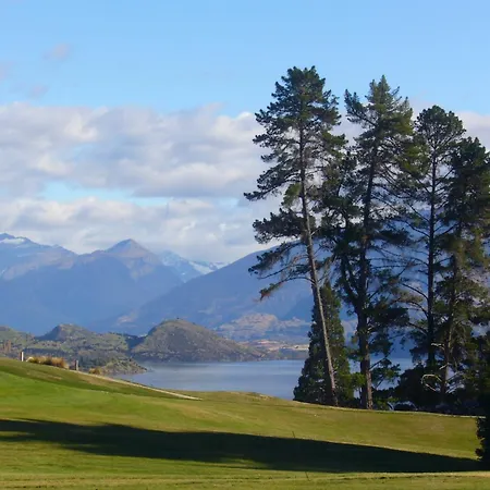 Golfcourse Road Chalets And Lodge-2