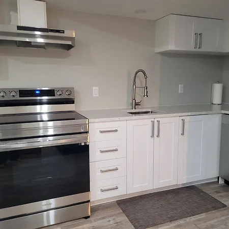Boardwalk Homes - Executive Guest Rooms & Townhomes-2