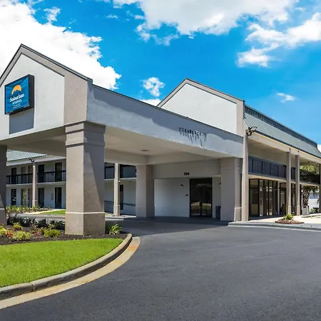 Suburban Studios Hinesville - Fort Stewart Area-2