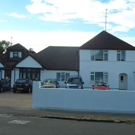 London Heathrow Guesthouse-3