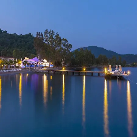 Fortezza Beach Resort-3