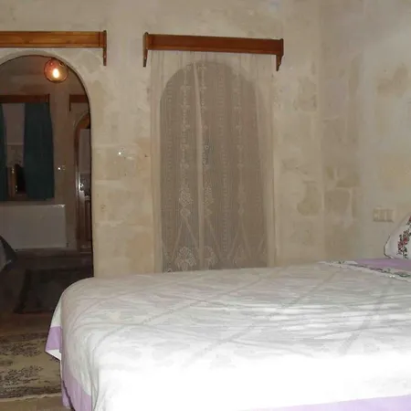 Jerveni Cave Hotel-2