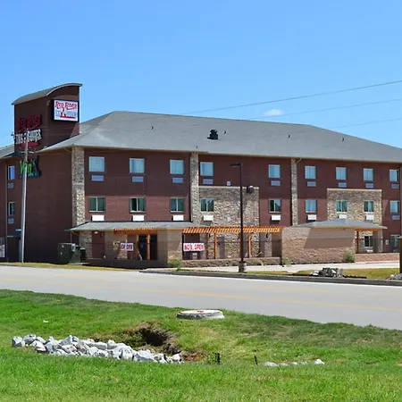 Red River Inn And Suites-2