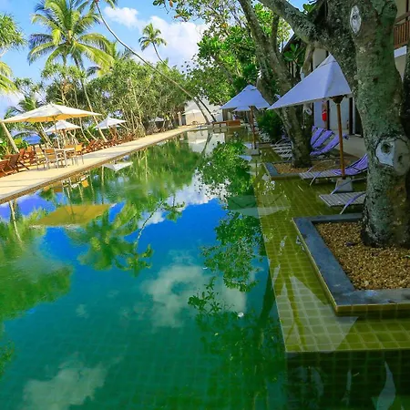 Pandanus Beach Resort & Spa-3