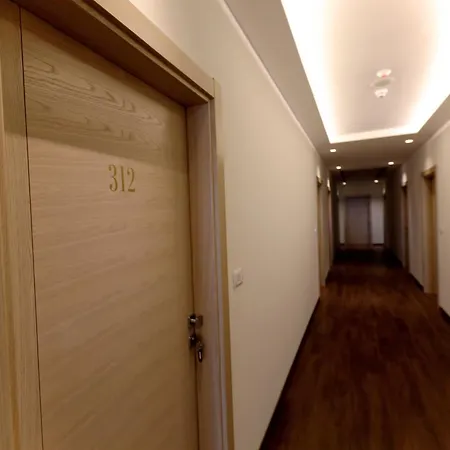 Hotel Quercus-3