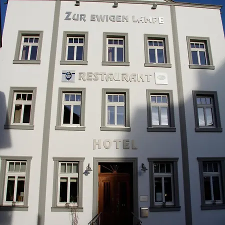 Zur Ewigen Lampe Romantisches Landhotel-3
