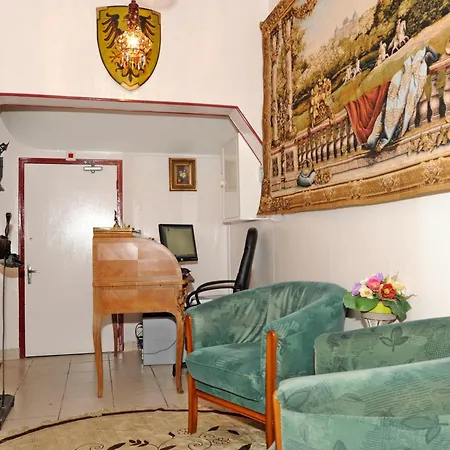 Hotel La Tour-3