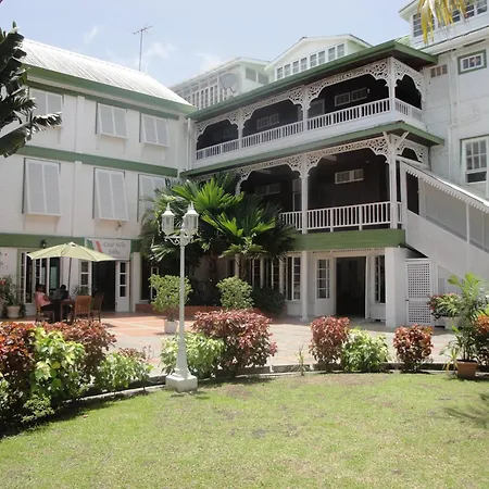 Cara Lodge Hotel-3