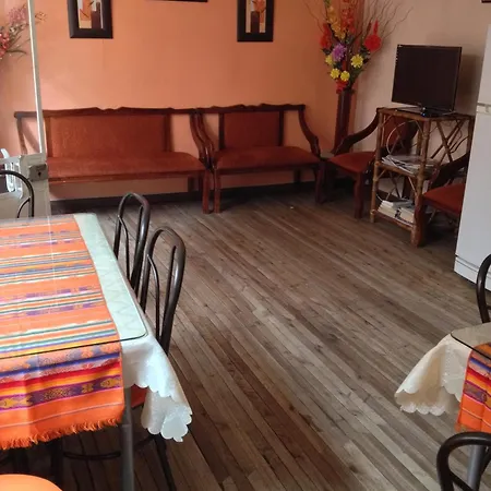 Hostal Yumbo Imperial-2