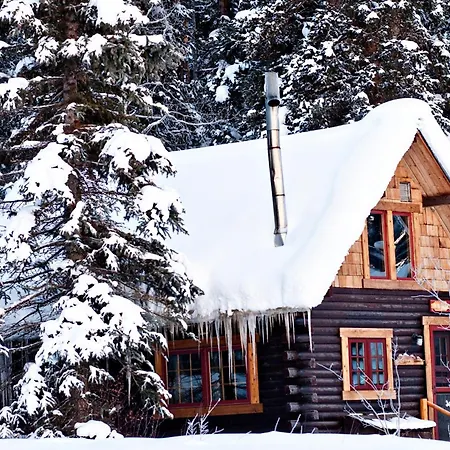Pioneer Guest Cabins-3