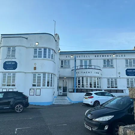 The Yacht Inn-3