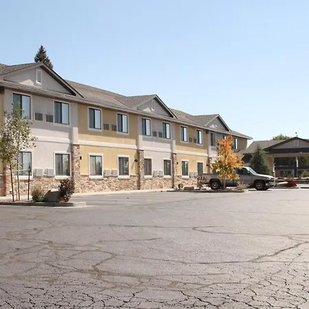 Super 8 By Wyndham Montrose-3