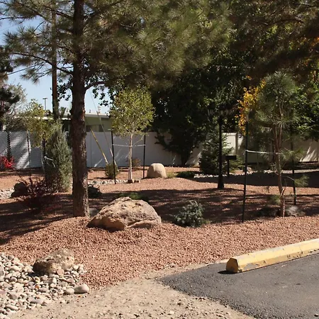 Super 8 By Wyndham Montrose-2