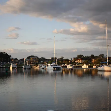 Huskisson Holiday Motel Cabins-3