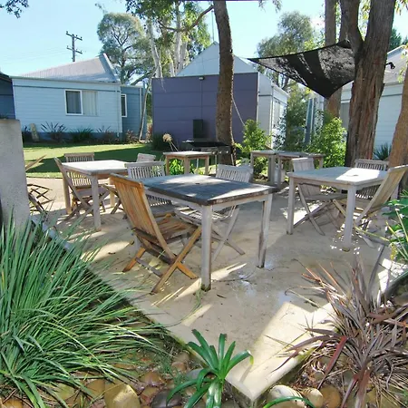 Huskisson Holiday Motel Cabins-2