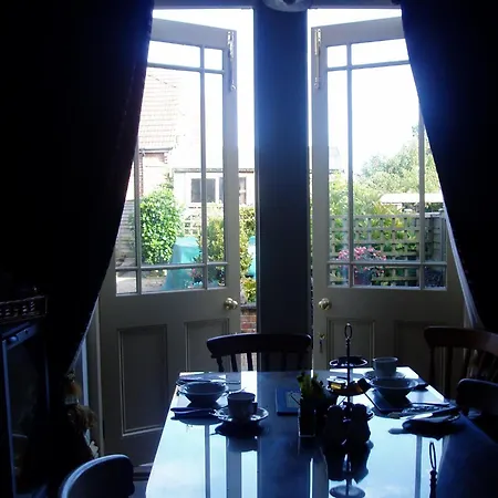 The Villa In Robin Hoods Bay-2