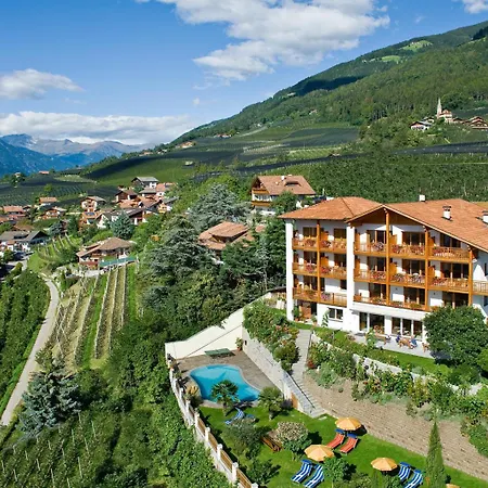 Hotel-Garni Ehrenfels-3