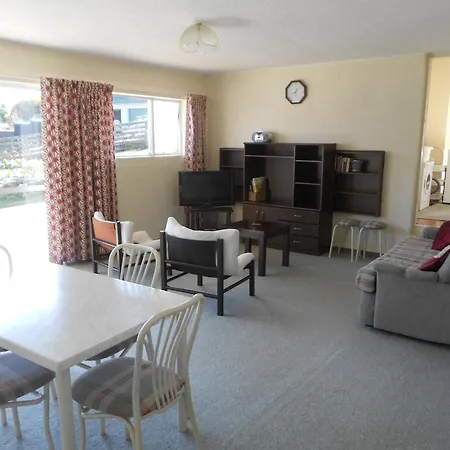 Panorama Court-3