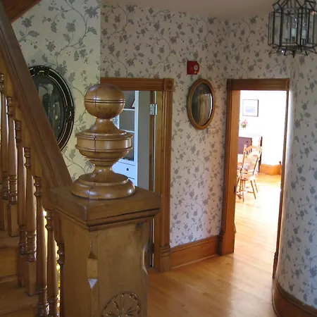 Louisbourg Harbour Inn-2