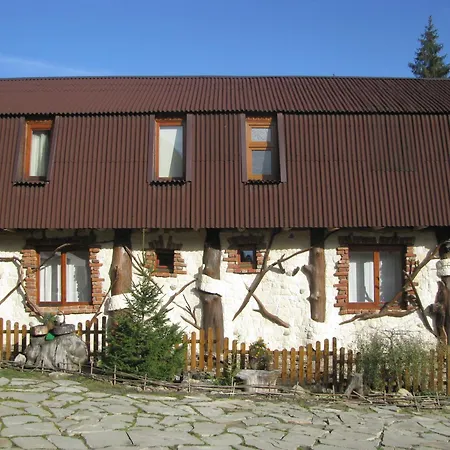 Muzey-Sadyba Grazhda-3