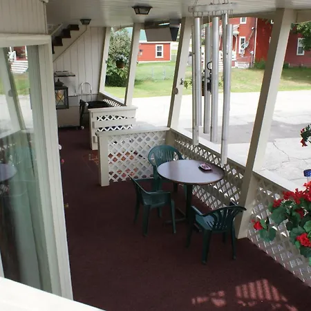 Northern Peaks Motor Inn-3