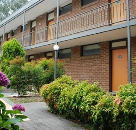 Red Cedars Motel-3