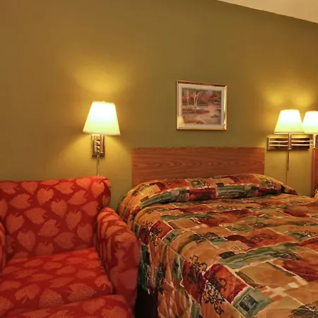 Burnsville Inn & Suites-2