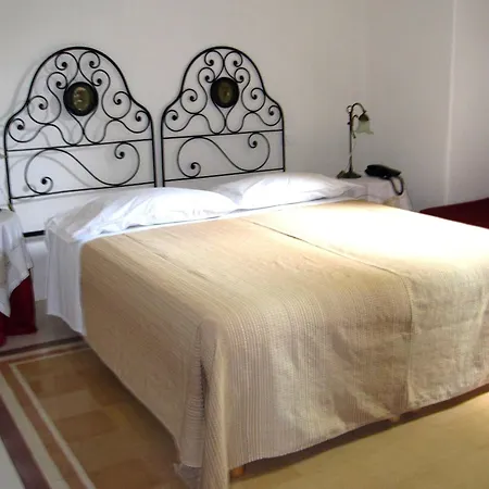 Hotel Santa Marina Antica Foresteria-3