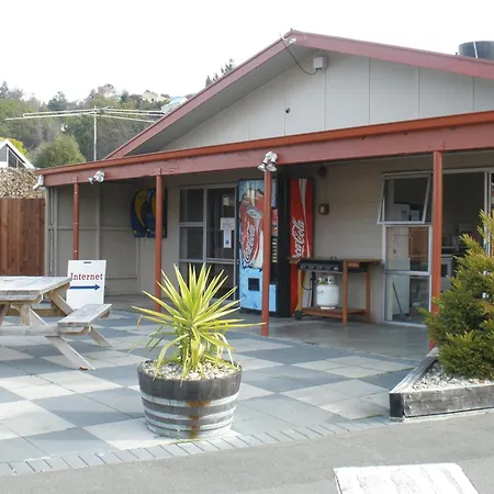 Nelson City Top 10 Holiday Park-2